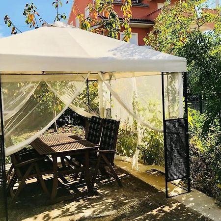 Garden Cozy Apartment ザダル エクステリア 写真